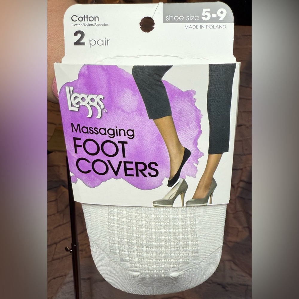 Leggs White Massaging Foot Covers for Women